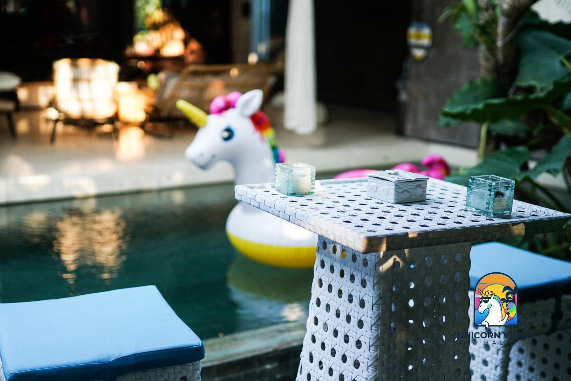Villa Di Sawah - By Unicorn Villas Bali Kerobokan  Bagian luar foto